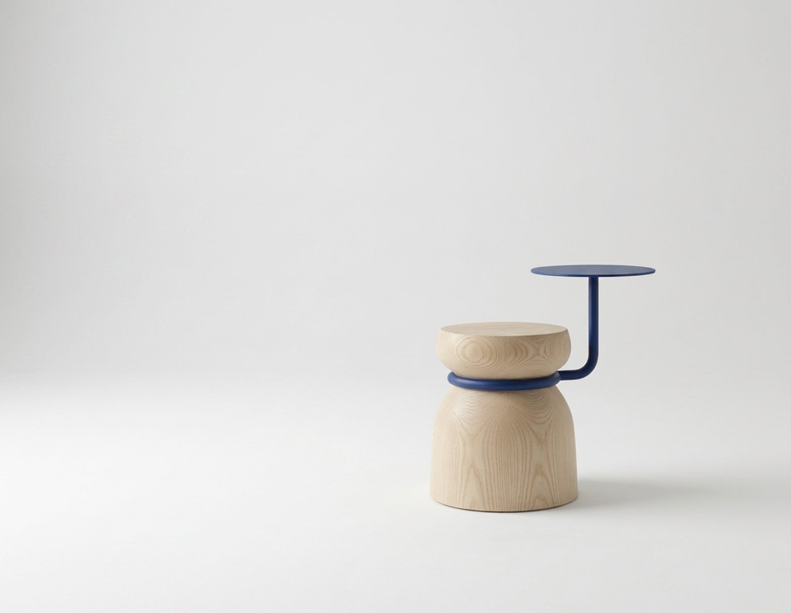 Stool render 4
